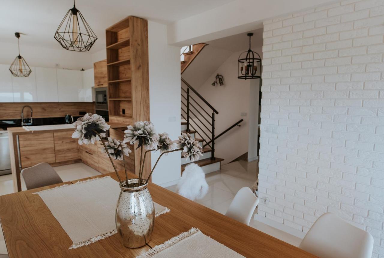 Wzgorze Marzen Villa Zembrzyce Exteriör bild